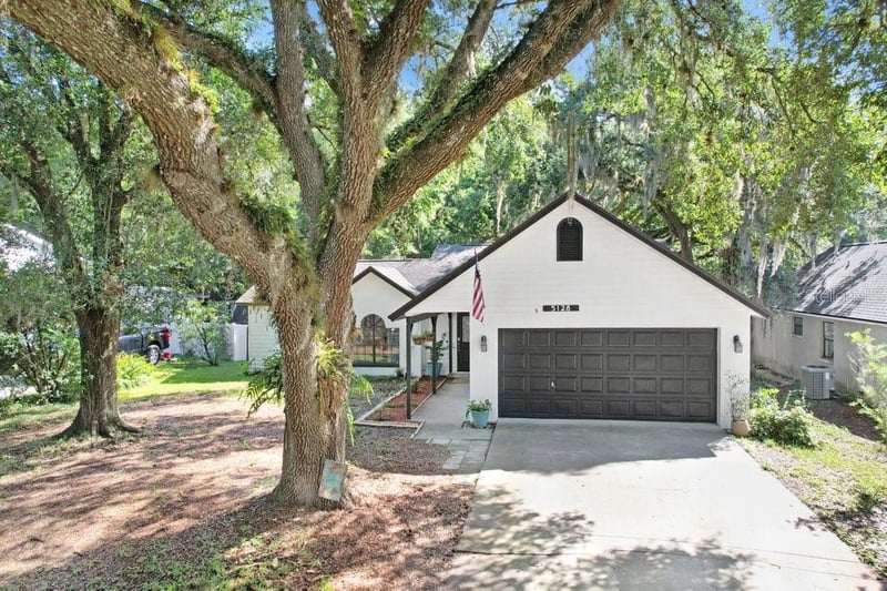 5128 Eagle Island Dr, Land O Lakes, FL 34639