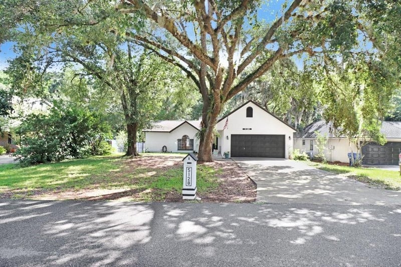 5128 Eagle Island Dr, Land O Lakes, FL 34639