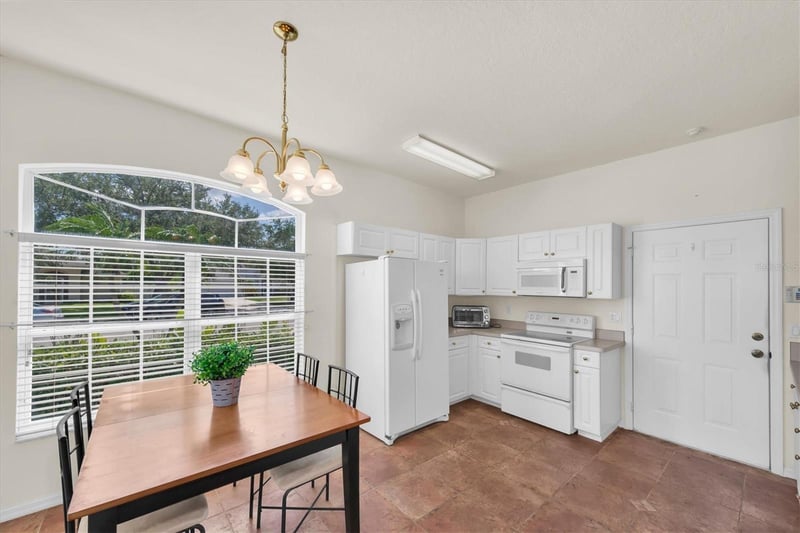 5008 25th St, Bradenton, FL 34203