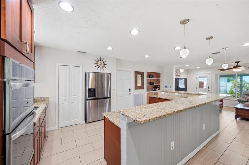 6765 3rd Ave, St Petersburg, FL 33710