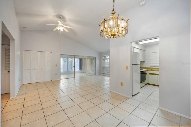 3411 57th Avenue Dr #6, Bradenton, FL 34210