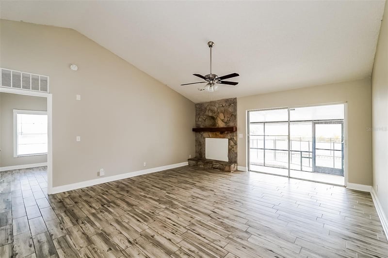 1019 Ridgefield Dr, Valrico, FL 33594