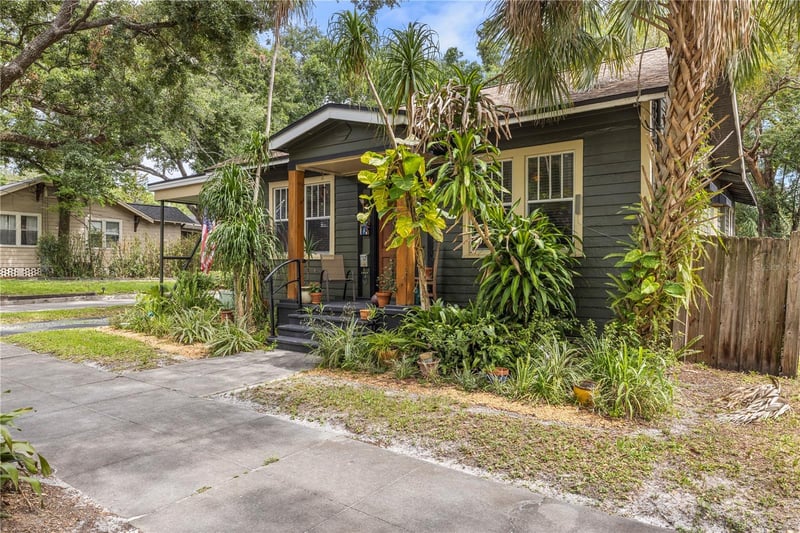 916 Broad St, Tampa, FL 33604