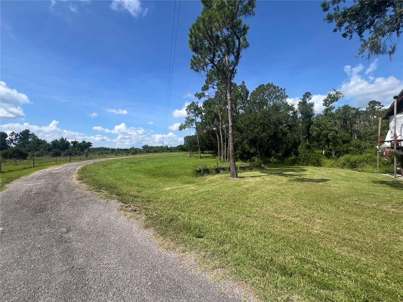 8755 Wauchula Rd, Myakka City, FL 34251