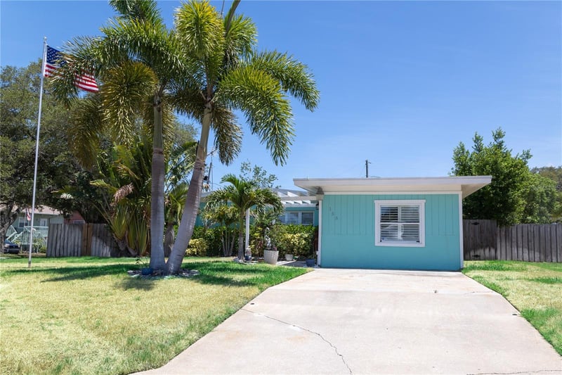 136 Maryland Ave, Palm Harbor, FL 34683