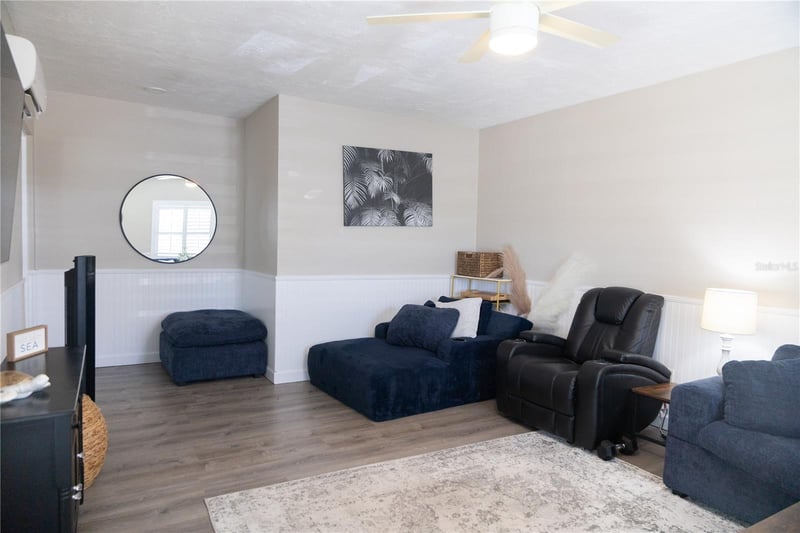 136 Maryland Ave, Palm Harbor, FL 34683