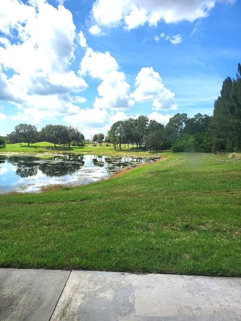 424 Lake Point Ct #5A, Sun City Center, FL 33573