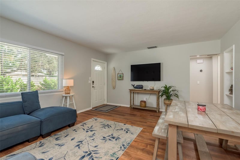 1253 Union St, Clearwater, FL 33755