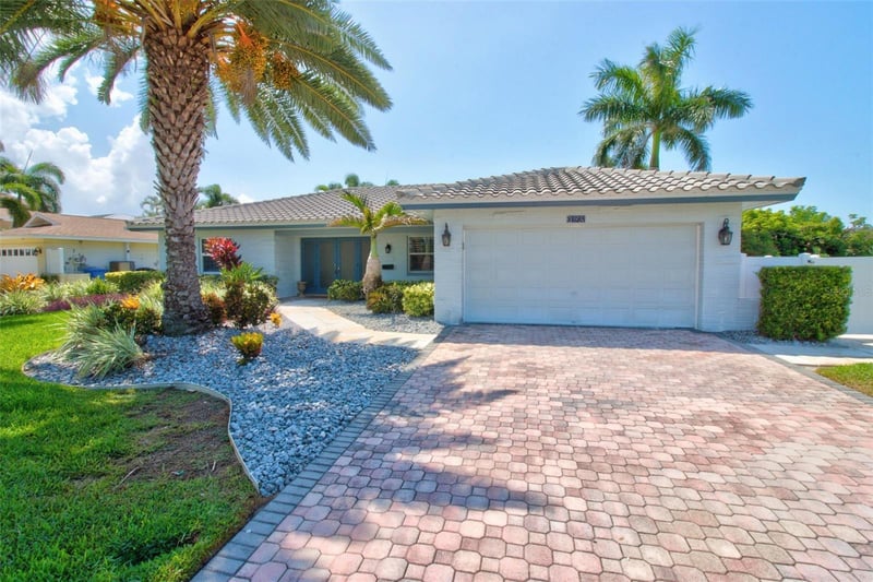 8094 12th Ave, St Petersburg, FL 33707