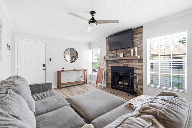 3024 Bonaventure Cir #204, Palm Harbor, FL 34684