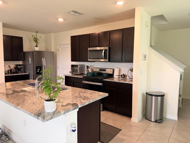 35665 Sunflower Hill Dr, Zephyrhills, FL 33541