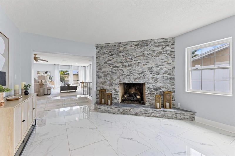 4000 14th Way NE, St Petersburg, FL 33703