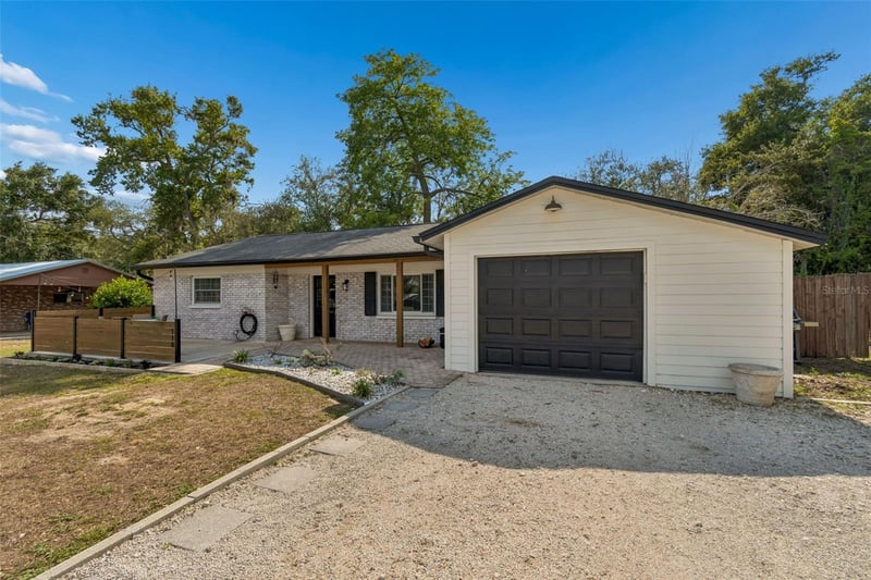 118 Horst Rd, Brandon, FL 33510