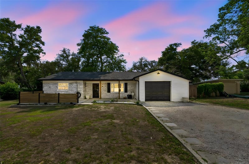 118 Horst Rd, Brandon, FL 33510