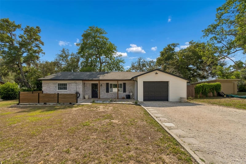 118 Horst Rd, Brandon, FL 33510