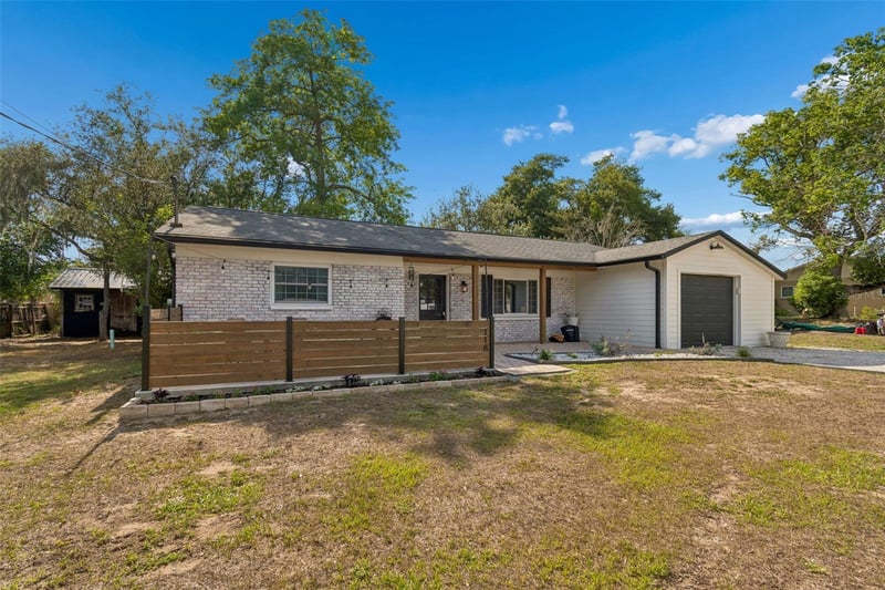 118 Horst Rd, Brandon, FL 33510