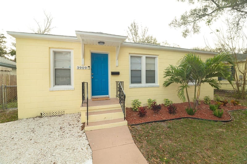 3909 Darwin Ave, Tampa, FL 33603