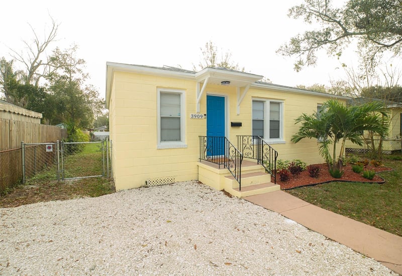 3909 Darwin Ave, Tampa, FL 33603