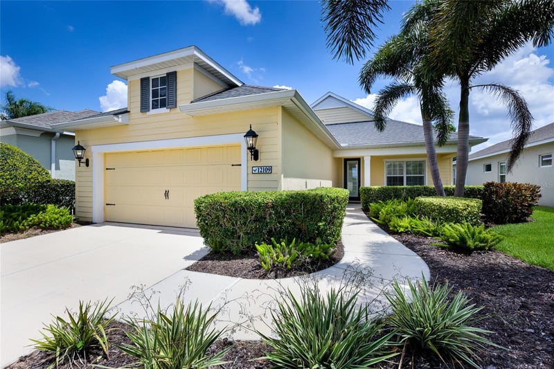 12109 Whisper Lake Dr, Bradenton, FL 34211