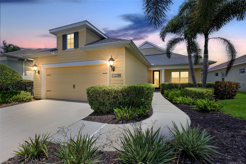 12109 Whisper Lake Dr, Bradenton, FL 34211
