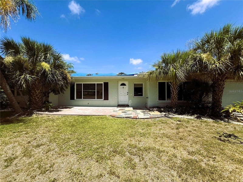 102 158th Ave, Redington Beach, FL 33708