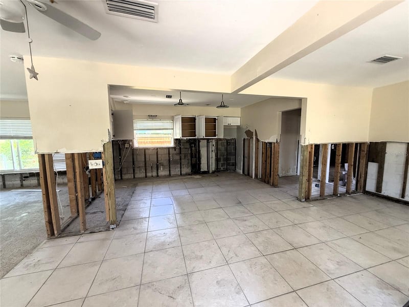 102 158th Ave, Redington Beach, FL 33708