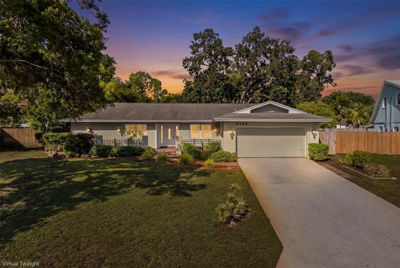 8120 Canterbury Cir, Seminole, FL 33777