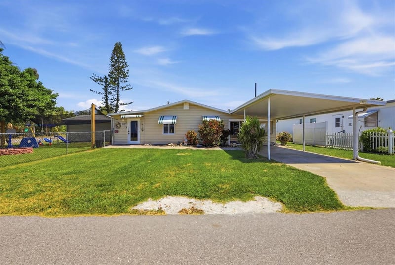 1111 51st Ave, Bradenton, FL 34207