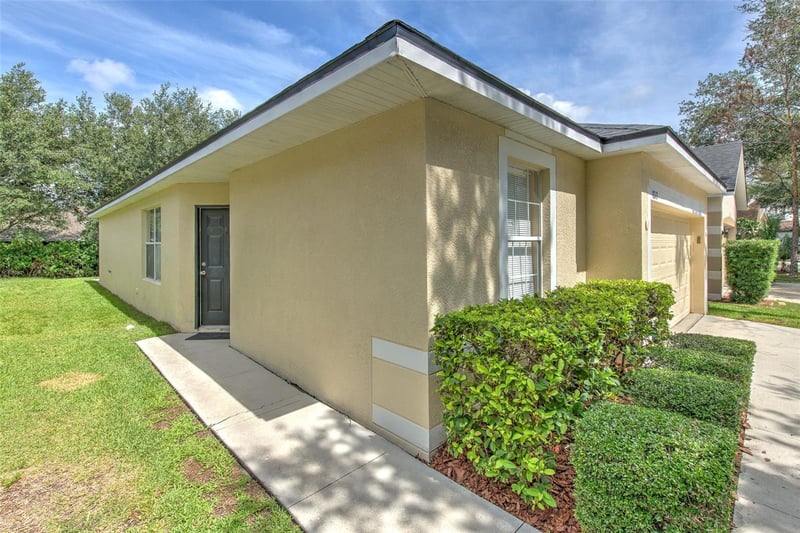 5843 Wrenwater , Lithia, FL 33547