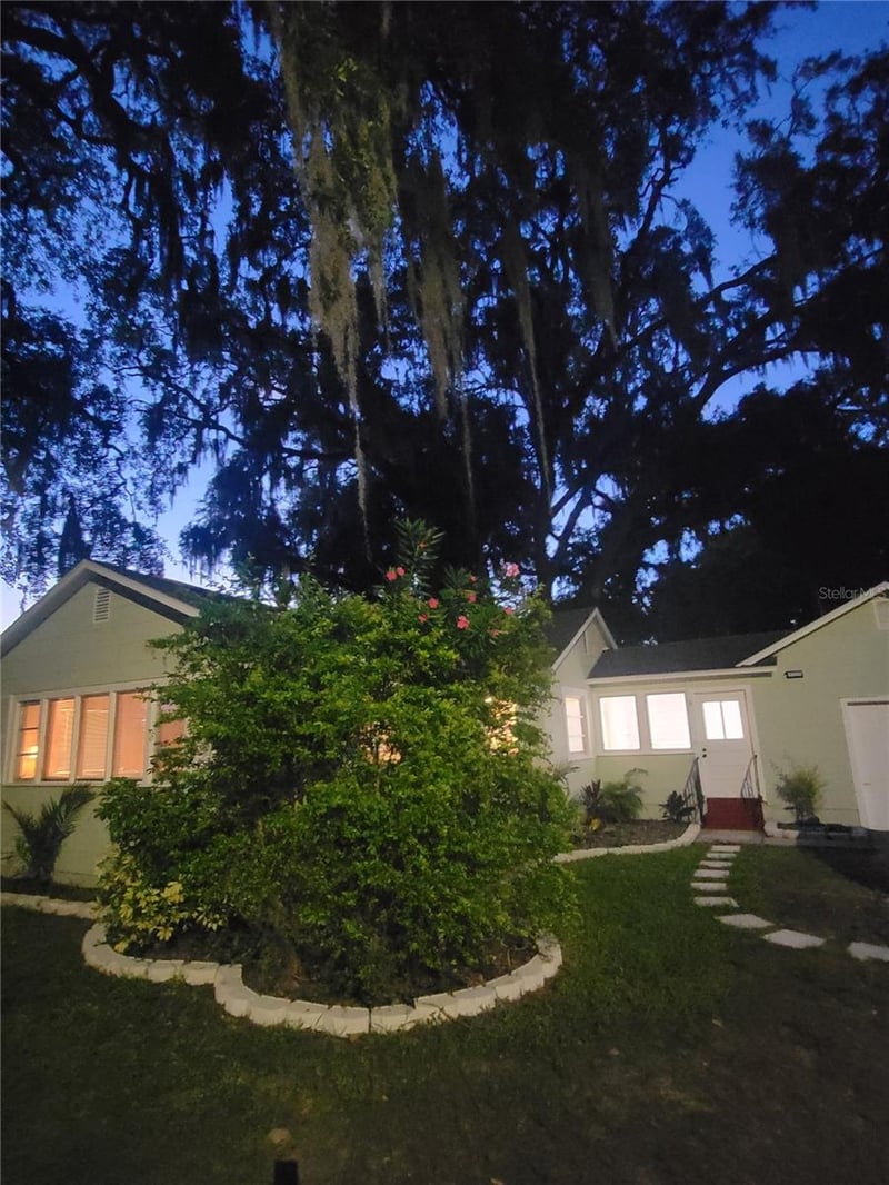 5651 Orange Grove Ave, New Port Richey, FL 34652