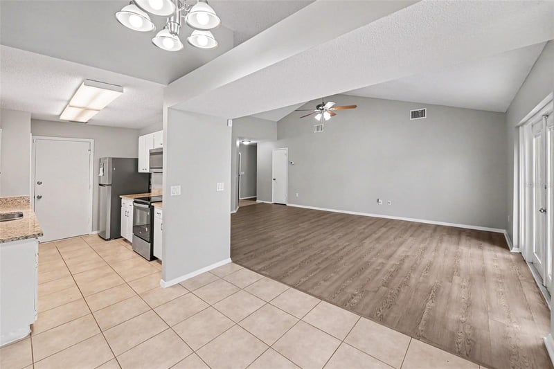 8739 Osage Dr, Tampa, FL 33634