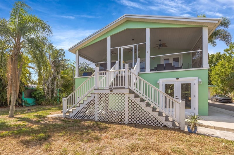815 2nd Ave, Ruskin, FL 33570