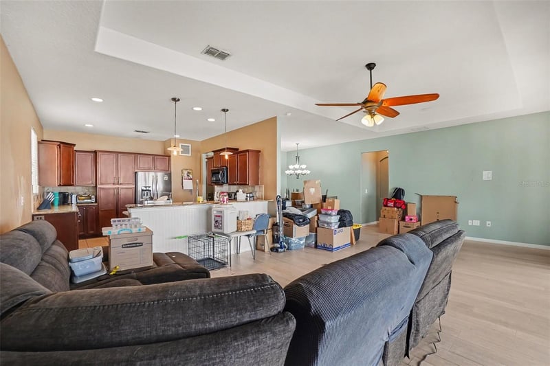 2130 Roanoke Springs Dr, Ruskin, FL 33570
