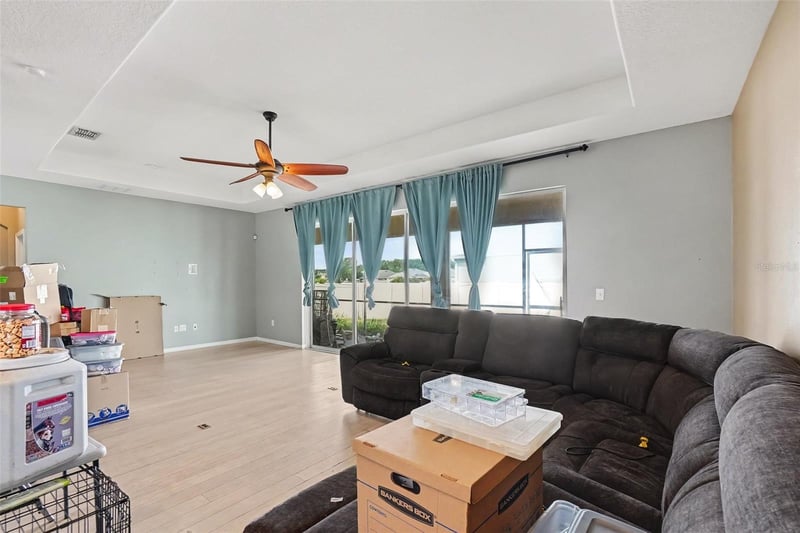2130 Roanoke Springs Dr, Ruskin, FL 33570