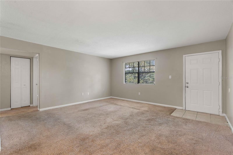 204 Pine Tulip Ct #201, Tampa, FL 33612