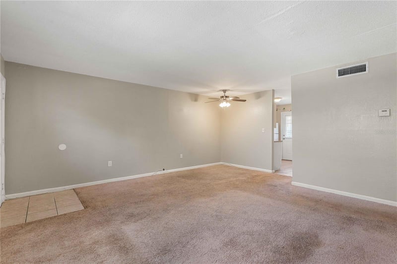 204 Pine Tulip Ct #201, Tampa, FL 33612