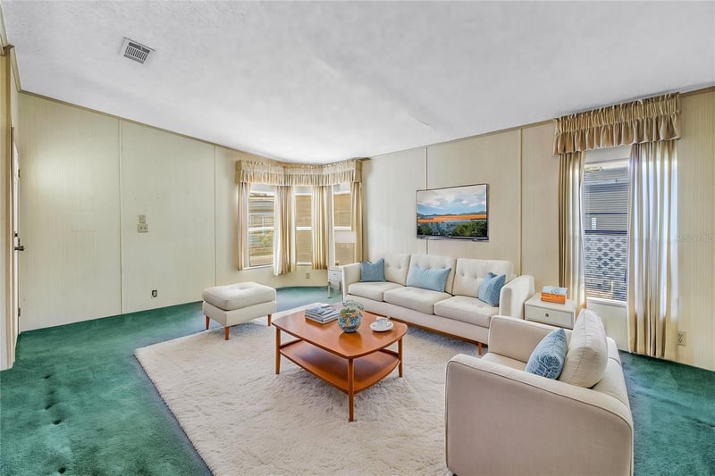 1001 Starkey Rd #292, Largo, FL 33771