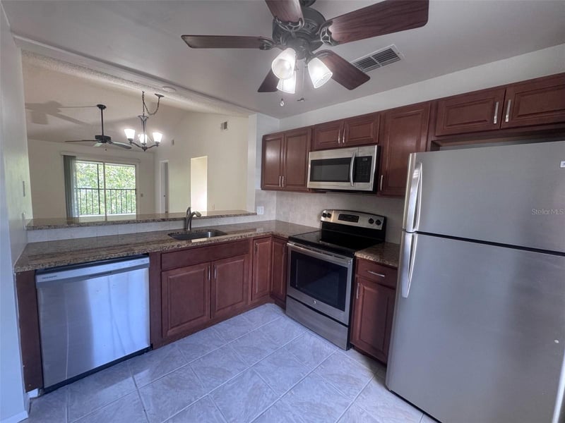 5265 Bay Dr #122, Clearwater, FL 33764