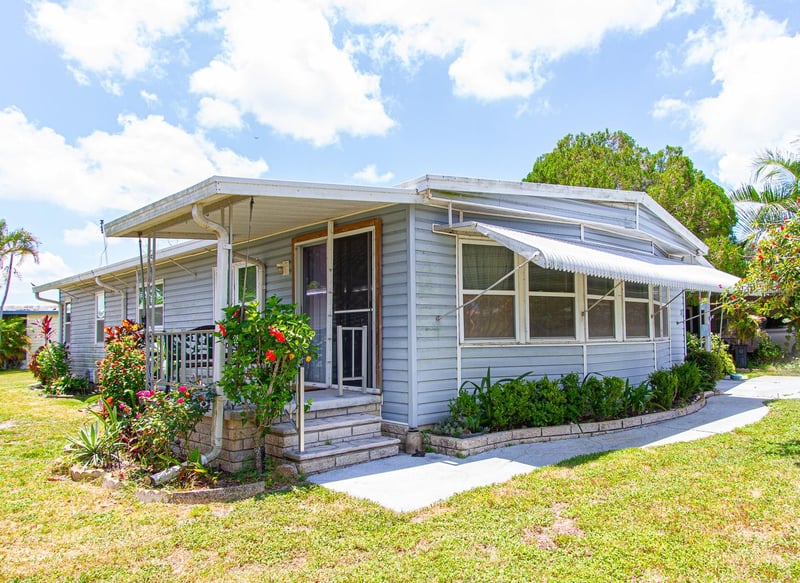 26 Hamilton Ln, Palm Harbor, FL 34684