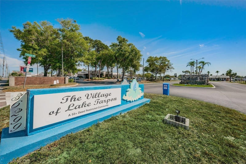 26 Hamilton Ln, Palm Harbor, FL 34684