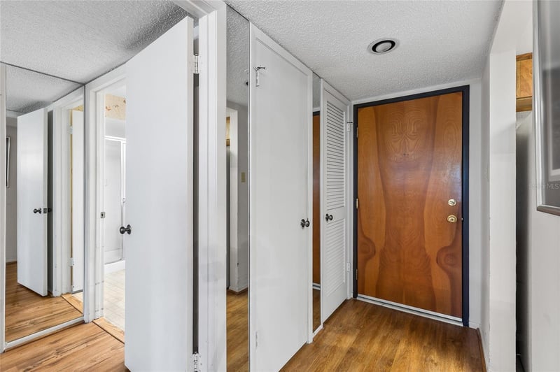 2587 Countryside Blvd #6110, Clearwater, FL 33761