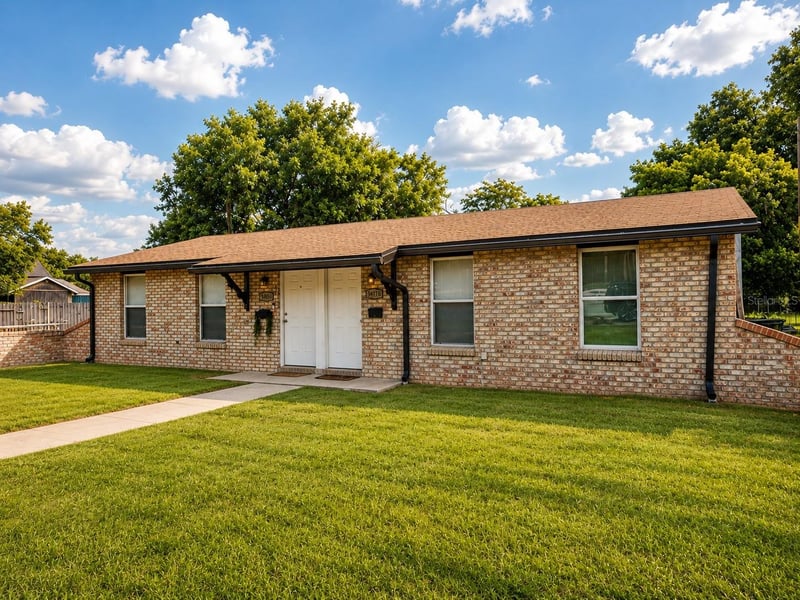 38413 - 38415 13th Ave, Zephyrhills, FL 33542