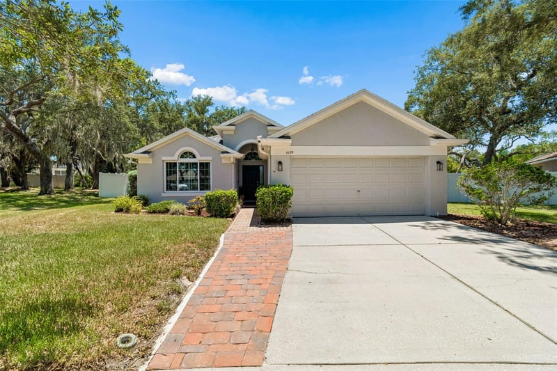 11129 Bridgecreek Dr, Riverview, FL 33569