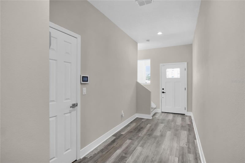 2404 Cassell , Tampa, FL 33605