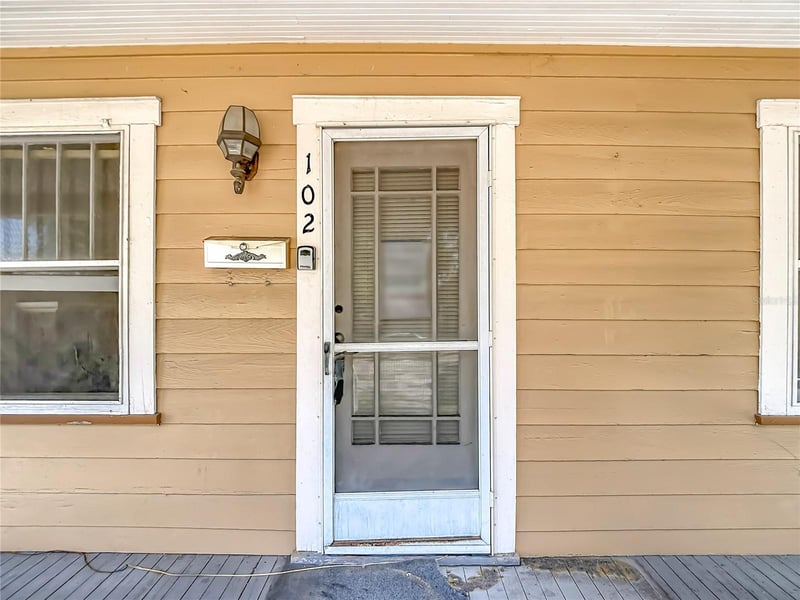 102 Jean St, Tampa, FL 33604