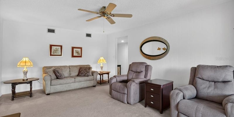 3595 40th Ave #2, St Petersburg, FL 33711