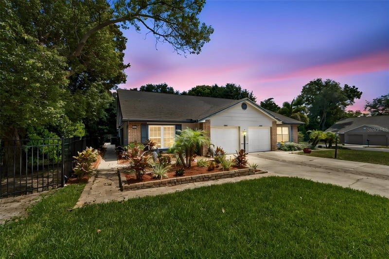 2861 Whitehall Dr, Palm Harbor, FL 34684
