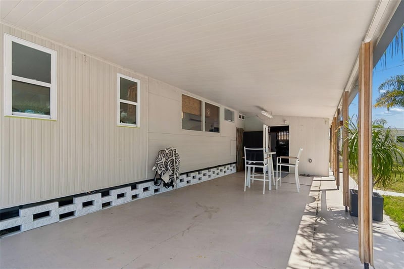 1915 Seminole Blvd #140, Largo, FL 33778