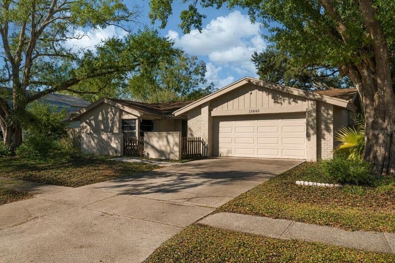 15648 Bear Creek Dr, Tampa, FL 33624