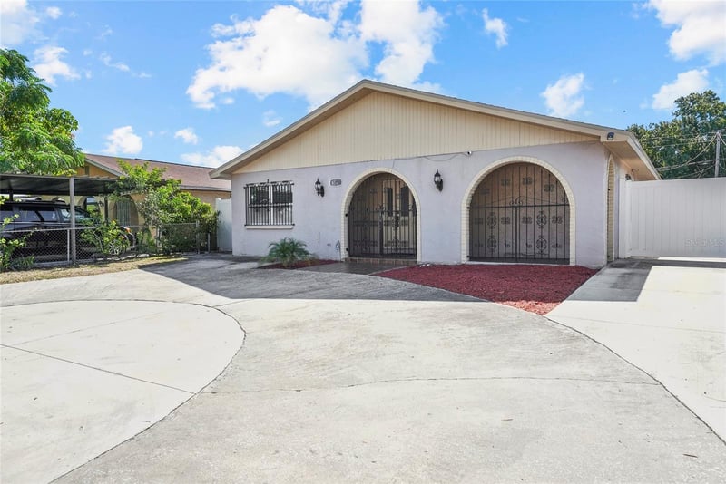 6513 Manhattan Ave, Tampa, FL 33614